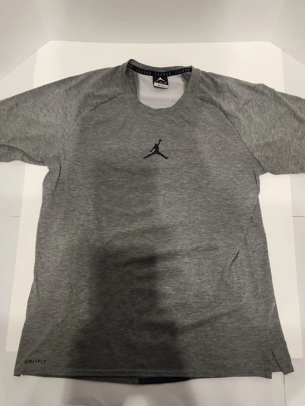 Jordan Men's Gray Short-Sleeve Performance Tee with Jumpman Logo
